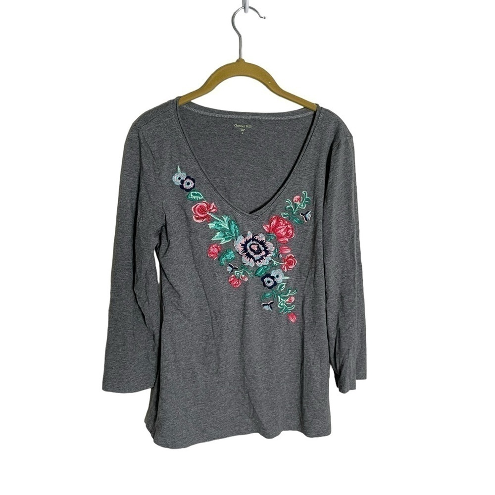 Garnet Hill Gray Embroidered Floral Top Small